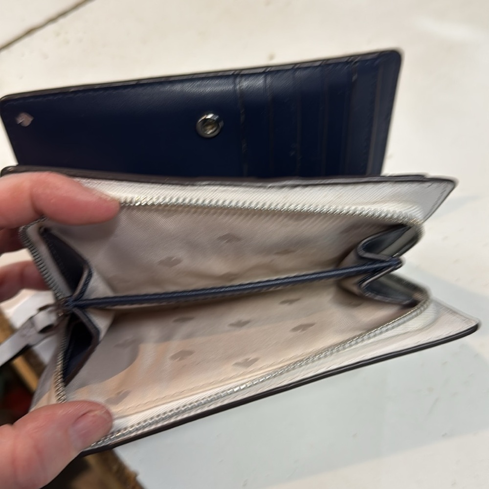 Kate Spade Wallet - Picture 3 of 4